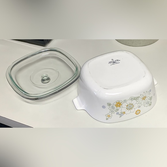 1970s Vintage Corning Ware Floral Bouquet 2.5 Qt Lidded Casserole P 2 1/2 B - Picture 6 of 16